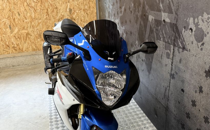 SUZUKI GSX-R 750 1