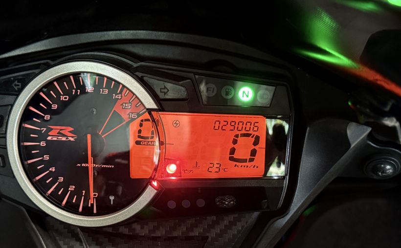SUZUKI GSX-R 750 3