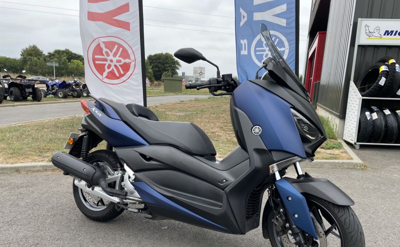 YAMAHA XMAX 125 0