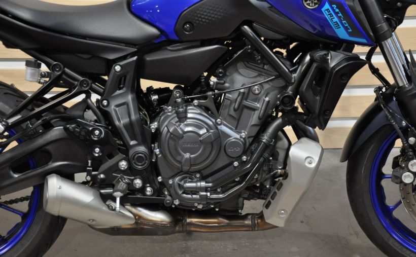 YAMAHA MT-07 (47.5CV) 1