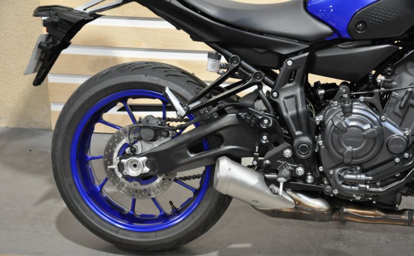 YAMAHA MT-07 (47.5CV) 3