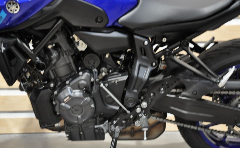 YAMAHA MT-07 (47.5CV) 9