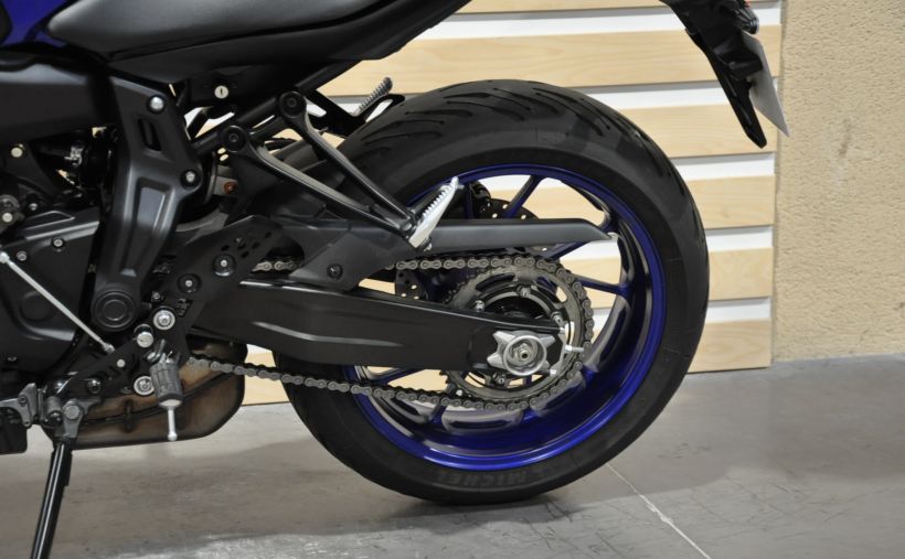YAMAHA MT-07 (47.5CV) 10