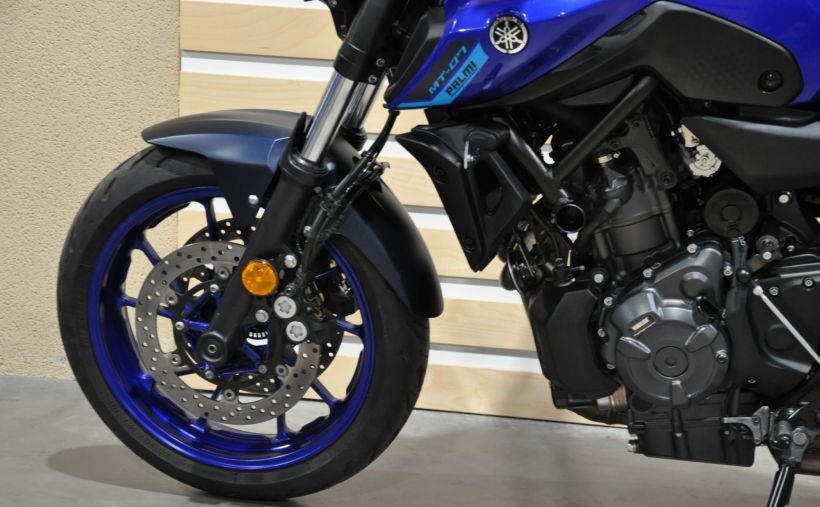 YAMAHA MT-07 (47.5CV) 11