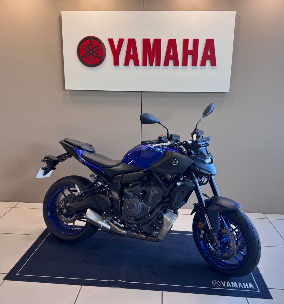 YAMAHA MT-07 Y-AMT 0