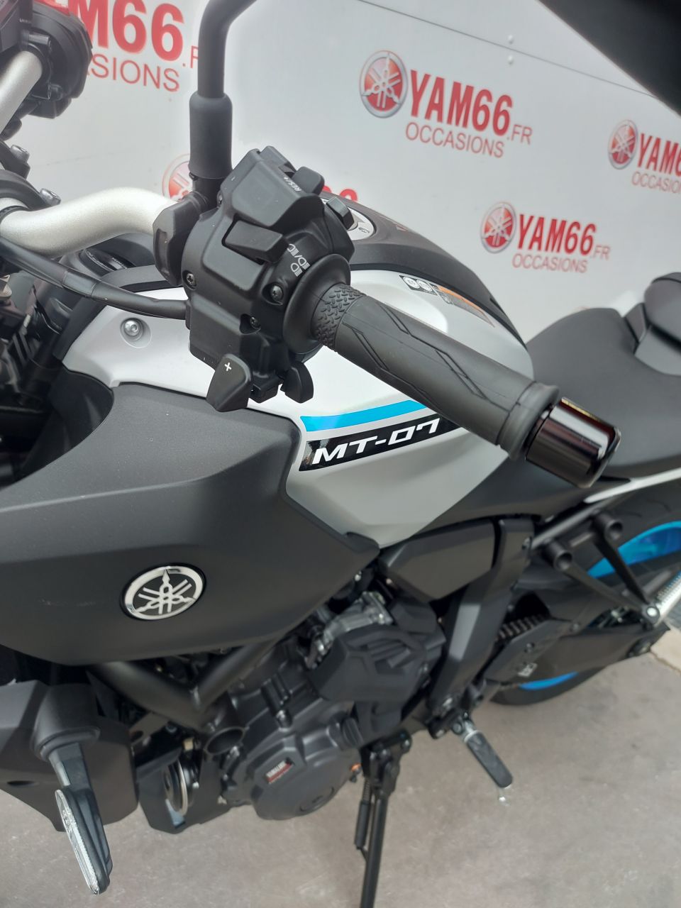 YAMAHA MT-07 Y-AMT 6