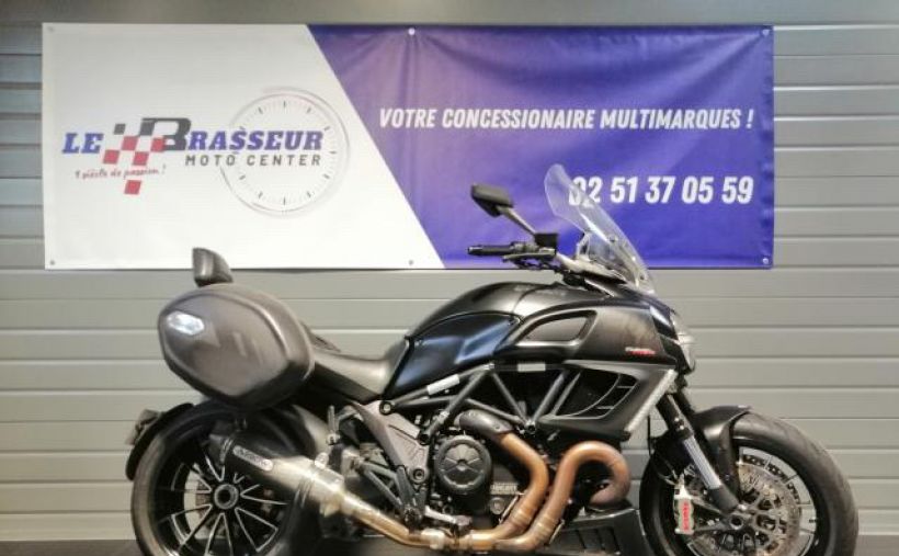 DUCATI DIAVEL STRADA 1200 0