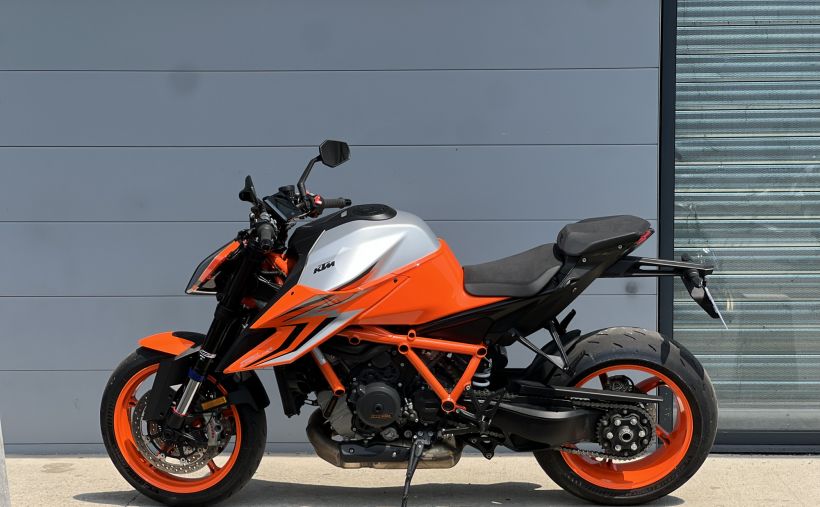 KTM 1290 SUPER DUKE R EVO 3