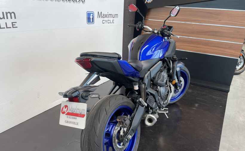YAMAHA MT-07 Y-AMT 1