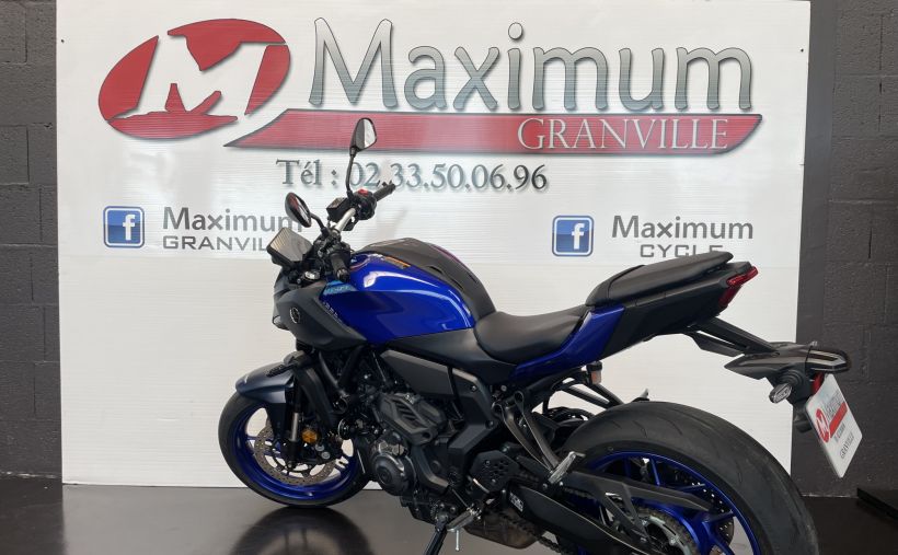 YAMAHA MT-07 Y-AMT 4