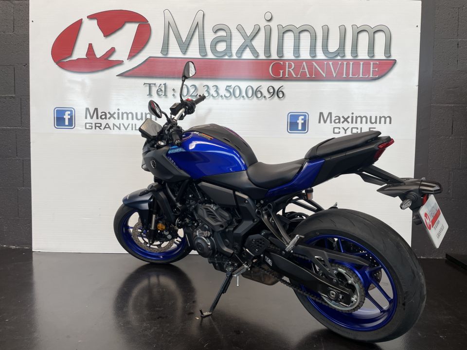 YAMAHA MT-07 Y-AMT 24