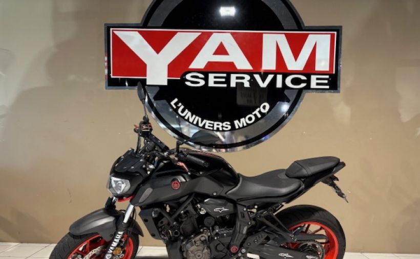 YAMAHA MT-07 (47.5CV) 1