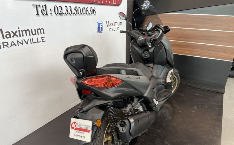 YAMAHA XMAX 300 Tech Max 24