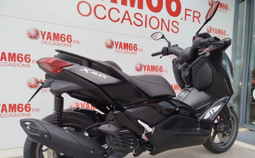 YAMAHA XMAX 125 TECH MAX 1