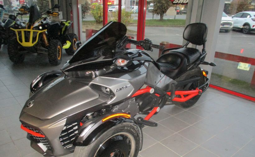 CAN-AM SPYDER F3-S 0
