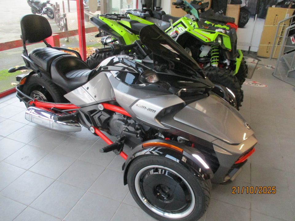 CAN-AM SPYDER F3-S 10