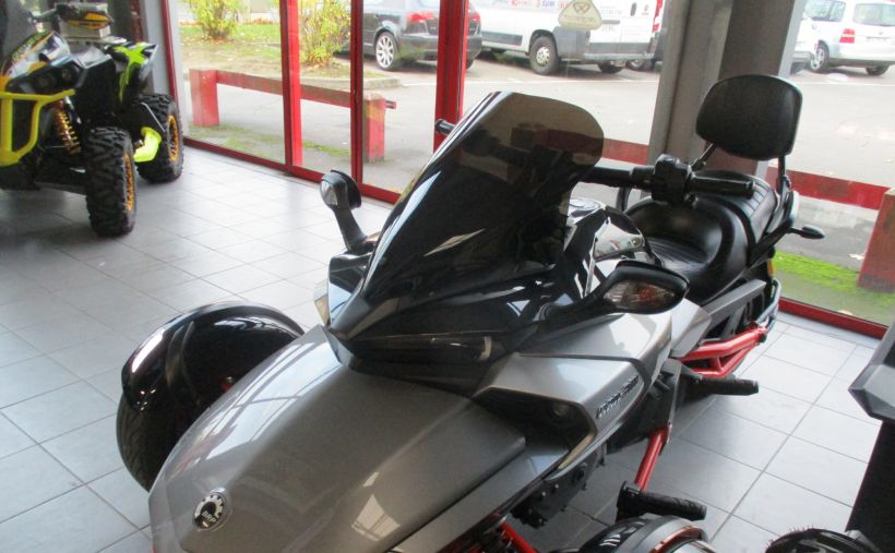 CAN-AM SPYDER F3-S 30