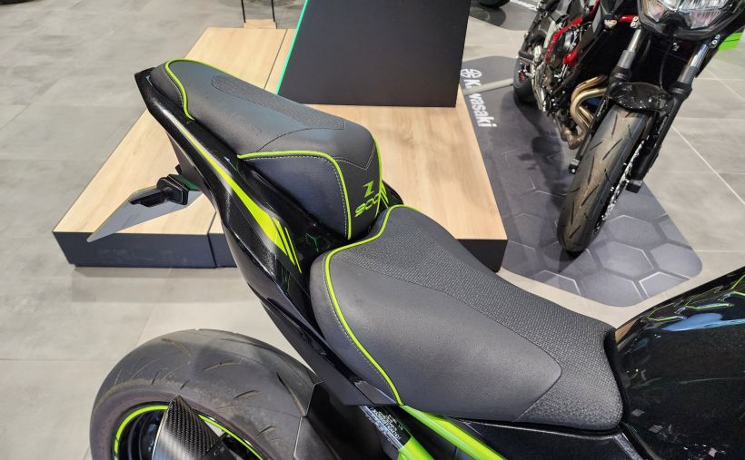 KAWASAKI Z 900 10