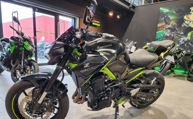 KAWASAKI Z 900 25