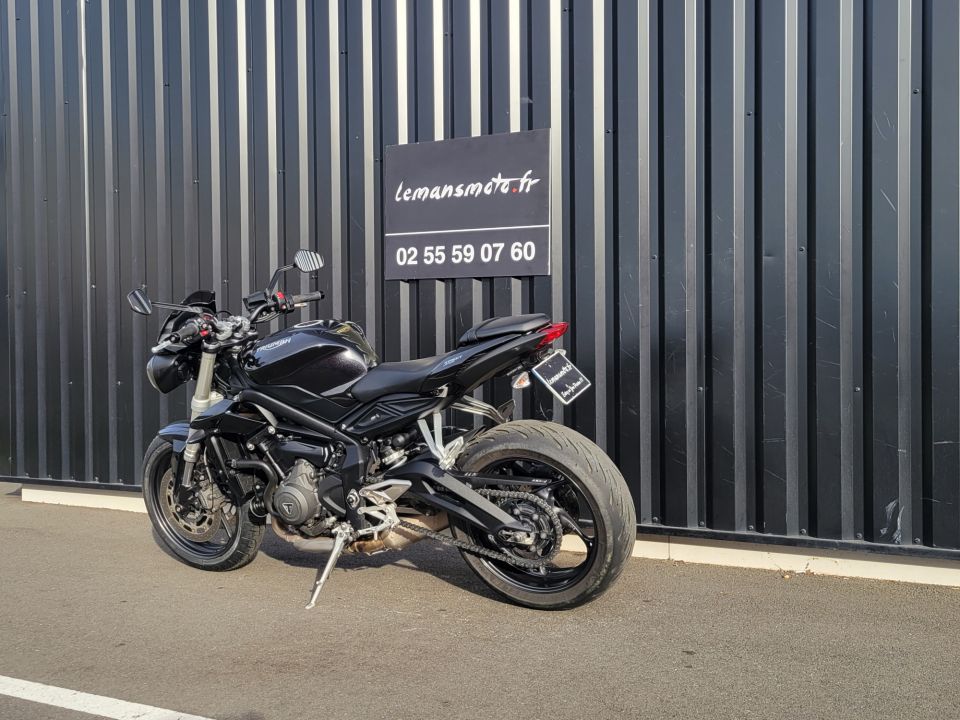 TRIUMPH STREET TRIPLE 660 S 5
