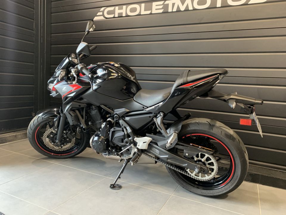 KAWASAKI Z 650 (47.5CV) 20