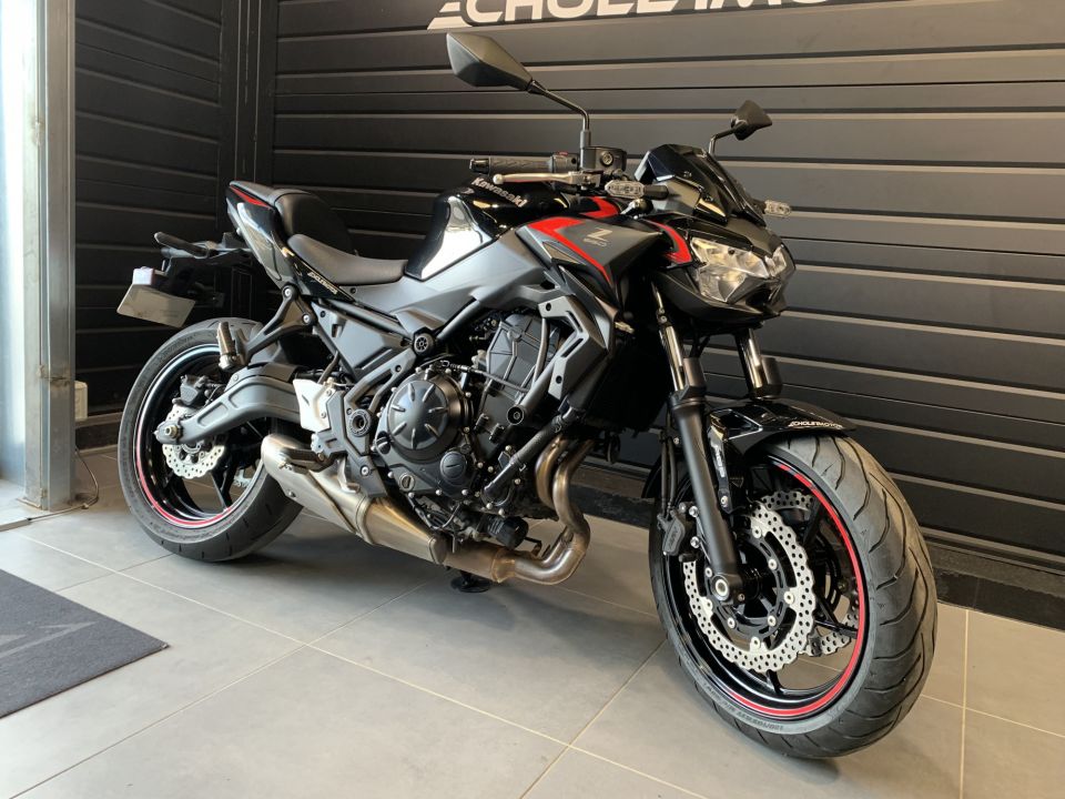 KAWASAKI Z 650 (47.5CV) 8