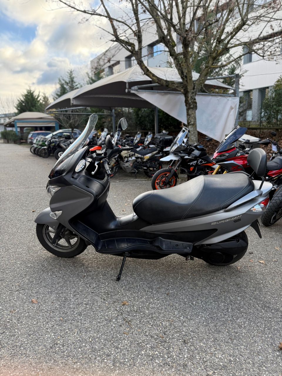 SUZUKI BURGMAN 125 2