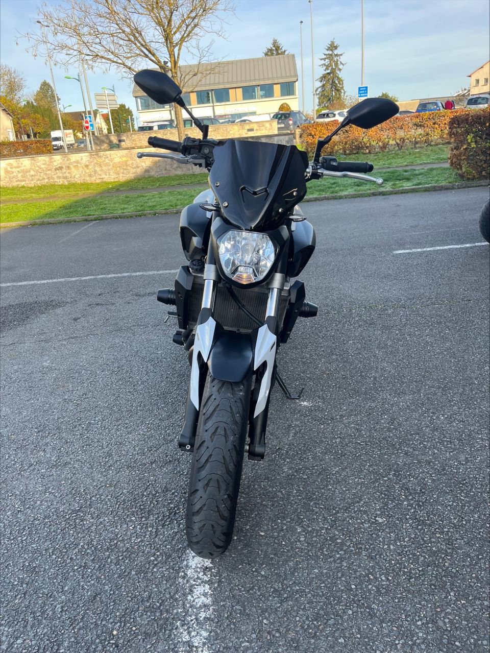 YAMAHA MT-07 (47.5CV) 4