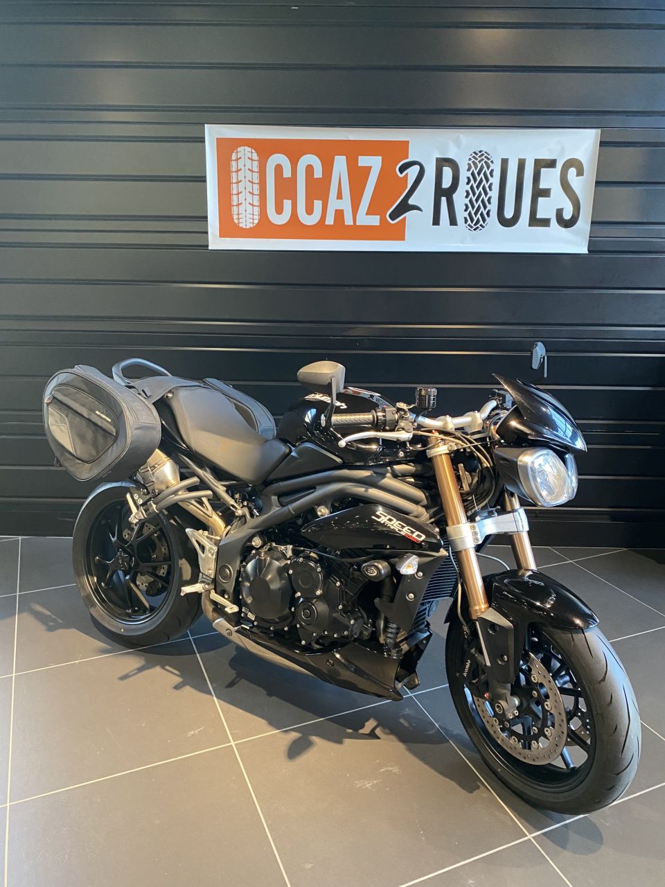 TRIUMPH SPEED TRIPLE 1050 0