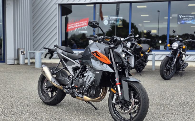KTM 990 DUKE 0