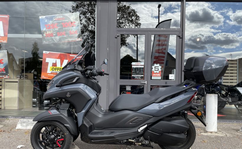 YAMAHA TRICITY 300 3