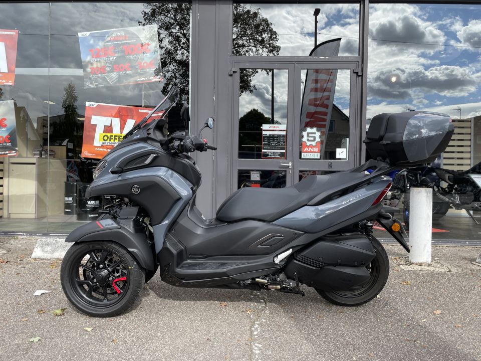 YAMAHA TRICITY 300 3
