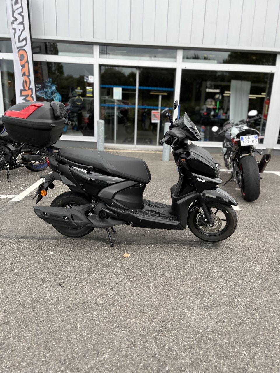 YAMAHA RayZR 125 6