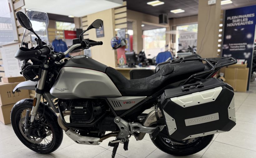 MOTO GUZZI V85 TT 850 9