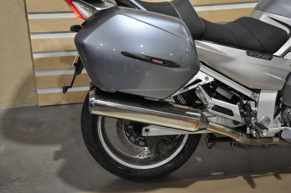 YAMAHA FJR 1300 ABS 2