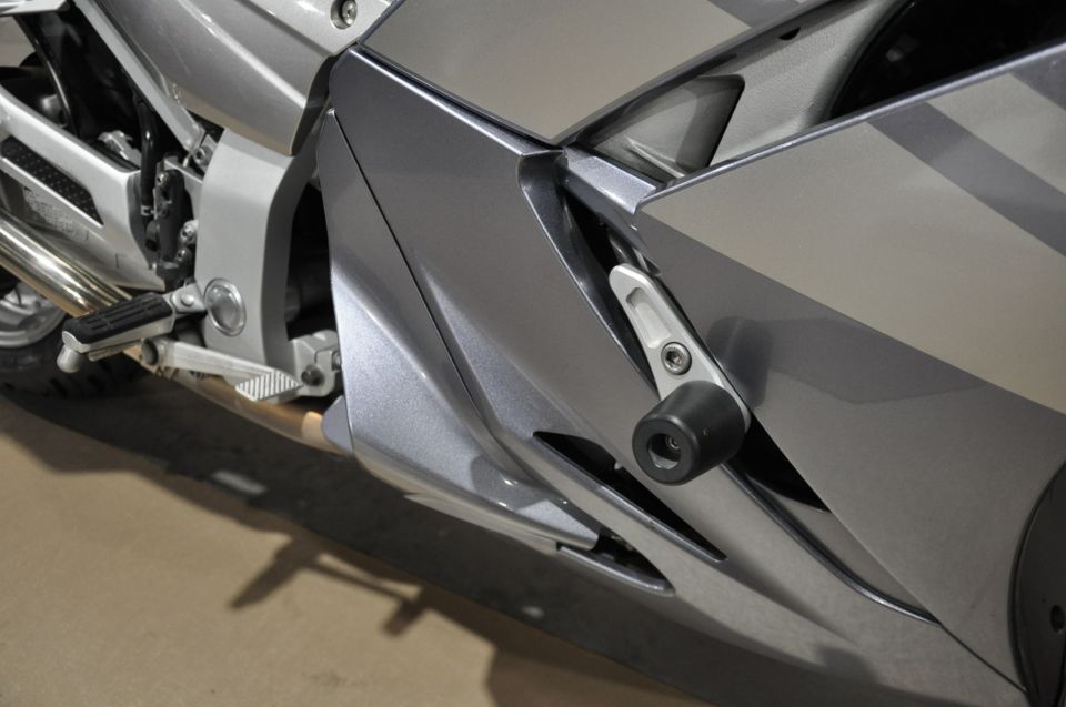 YAMAHA FJR 1300 ABS 7