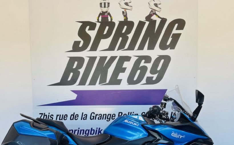 SUZUKI GSX-S 1000 GT 8