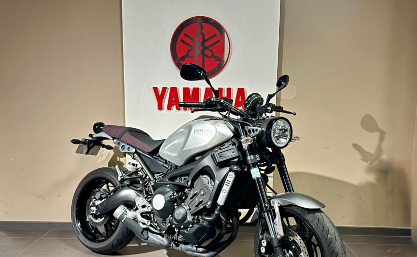YAMAHA XSR 900 1