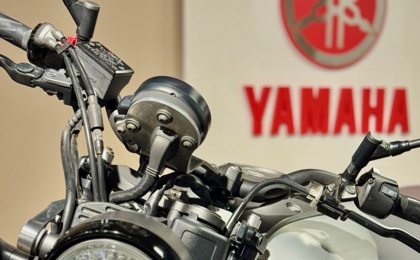 YAMAHA XSR 900 4