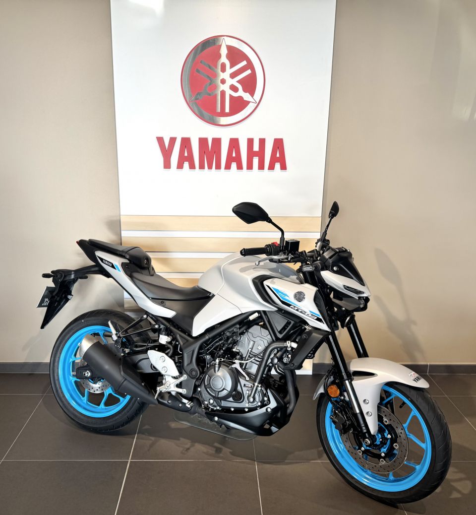 YAMAHA MT-03 0