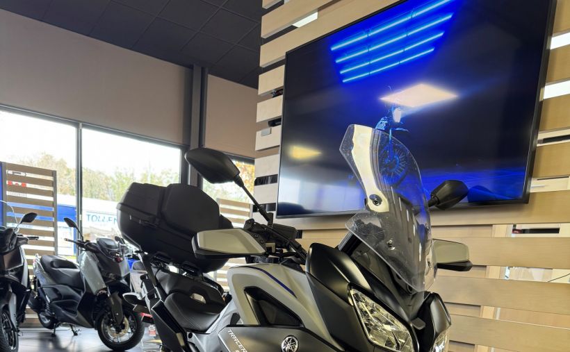 YAMAHA TRACER 900 2