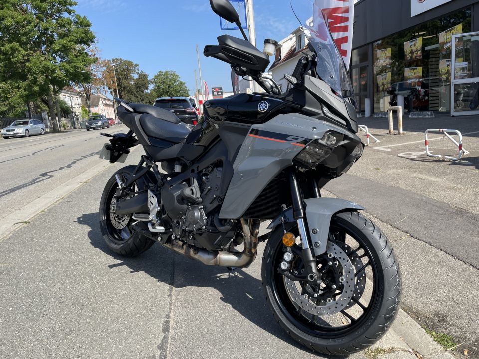 YAMAHA TRACER 9 Y-AMT 1