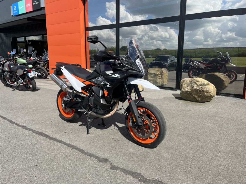 KTM 890 ADVENTURE 15