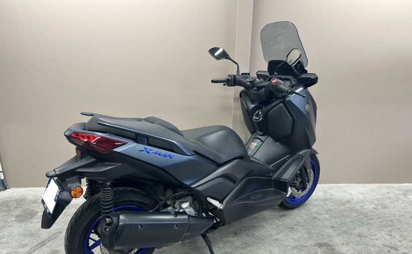 YAMAHA XMAX 300 2