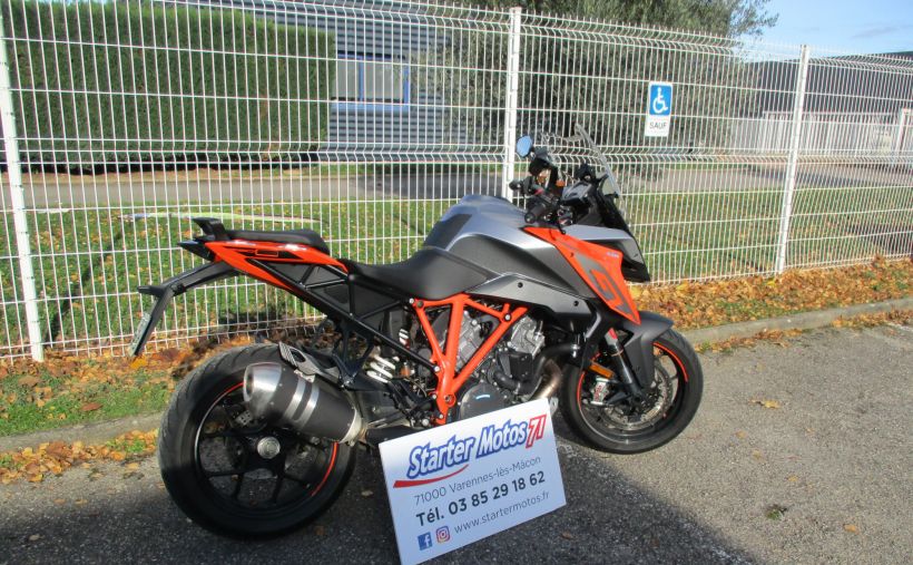 KTM 1290 SUPER DUKE GT 3