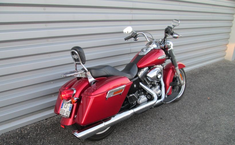 HARLEY-DAVIDSON DYNA SWITCHBACK 1690 16