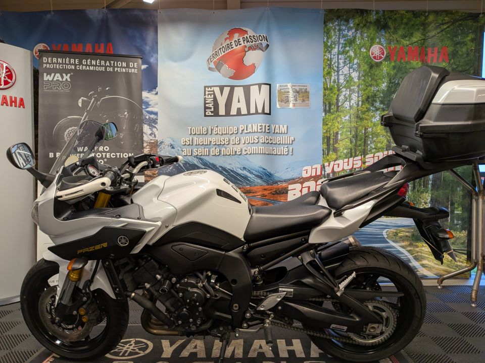 YAMAHA FZ8 S ABS 5
