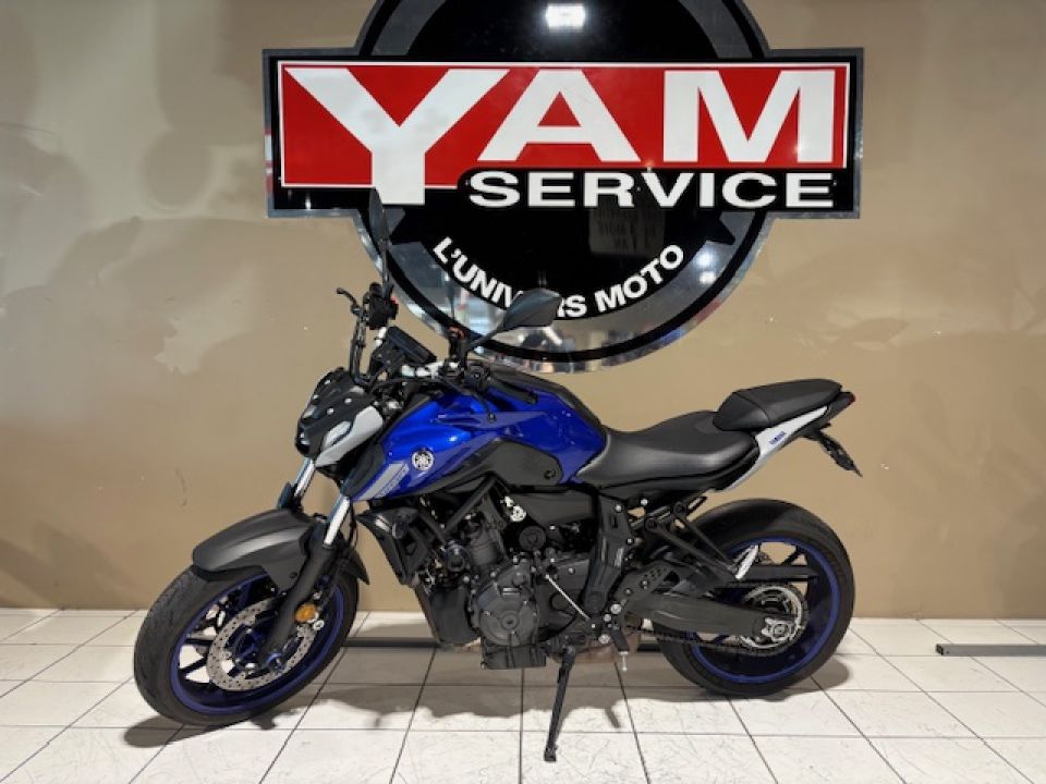 YAMAHA MT-07 (47.5CV) 1