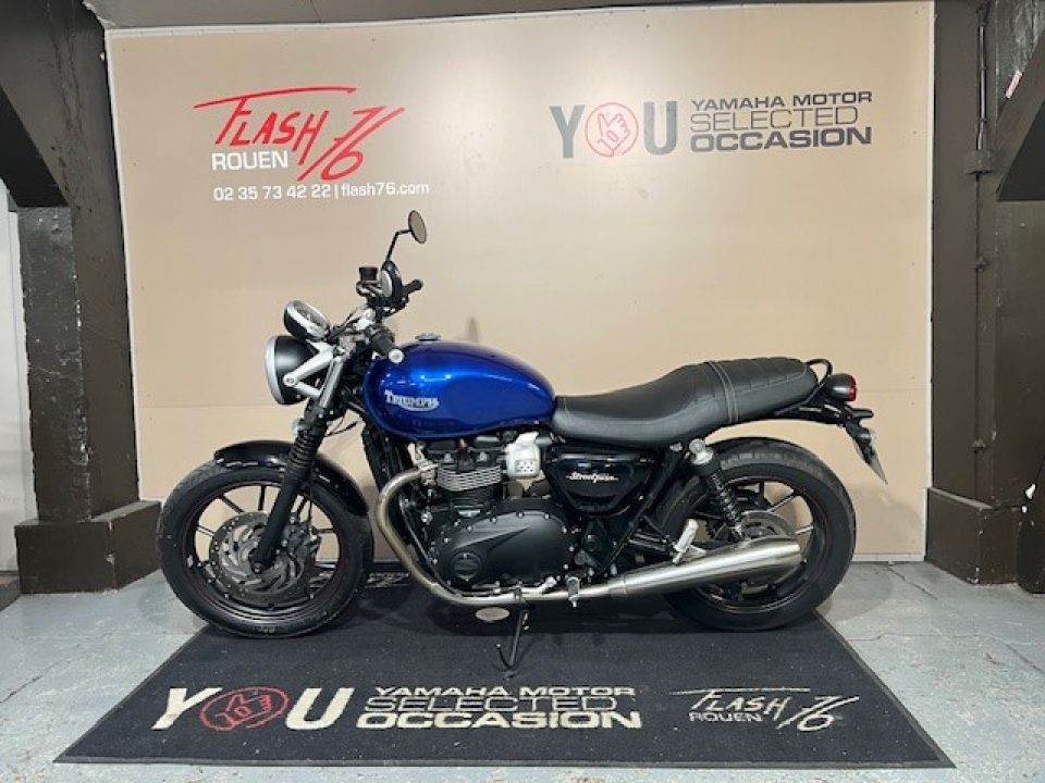 TRIUMPH STREET TWIN  900 3
