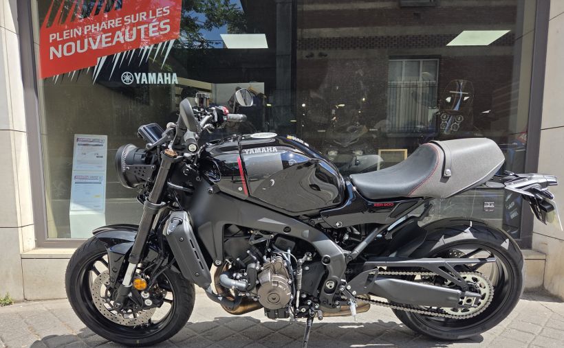 YAMAHA XSR 900 1